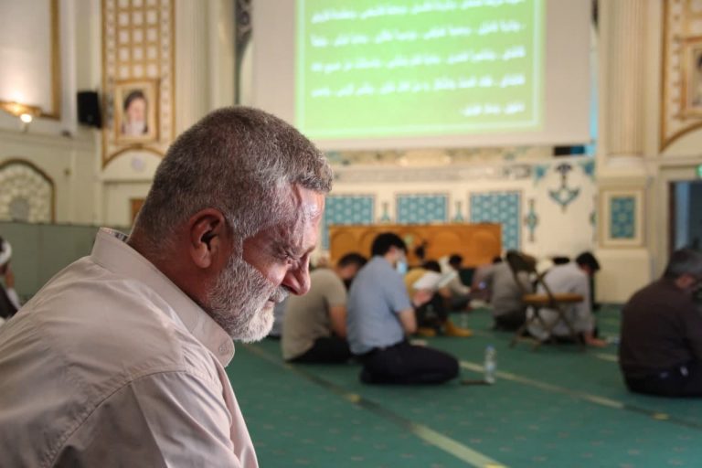 گزارش تصویری ازدعای عرفه در مرکزاسلامی انگلیس