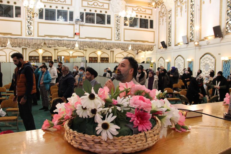 گزارش تصویری از مراسم جشن میلاد حضرت زینب س در مرکز اسلامی انگلیس