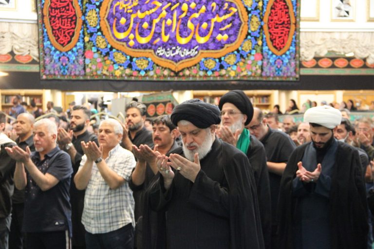 نماز ظهر عاشورا درمیعاد گاه اسلام ناب محمدی در لندن