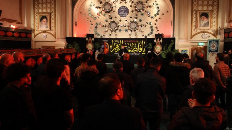 گزارش تصویری از مراسم سوگواری فاطمیه دوم در مرکز اسلامی انگلیس