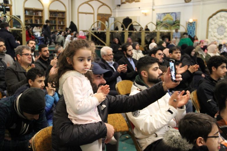 گزارش تصویری از مراسم جشن میلاد حضرت زهرا(س) در مرکز اسلامی انگلیس – 2024