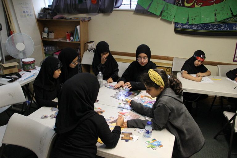 گزارش تصویری از ویژه برنامه های کودکان و نوجوانان همزمان با مجالس عزای حسینی در مرکز اسلامی انگلیس – 2024