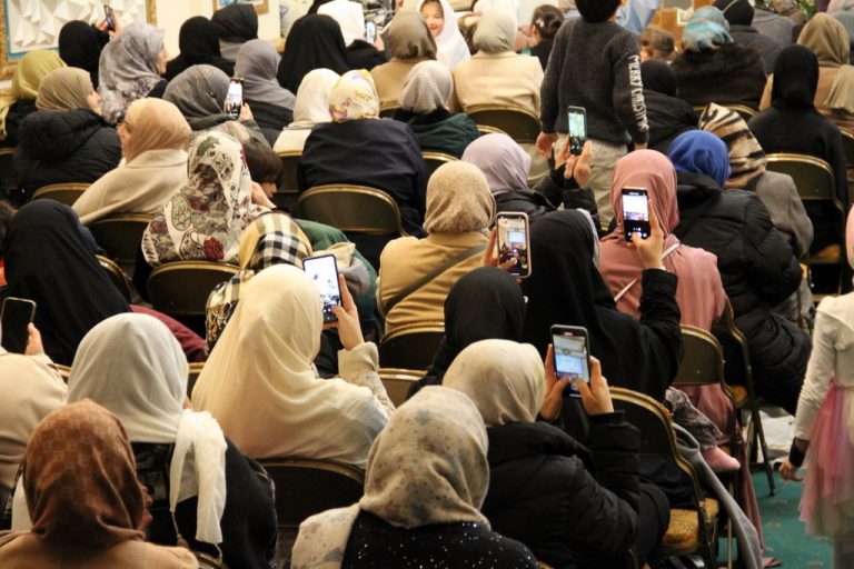 گزارش تصویری از مراسم جشن مبعث در مرکز اسلامی انگلیس – 2025