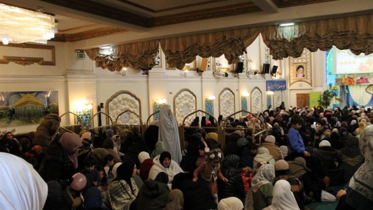    ندای علی ولی الله شیعیان مقیم لندن در میلاد امیرالمومنین در مرکز اسلامی انگلیس – 2025
