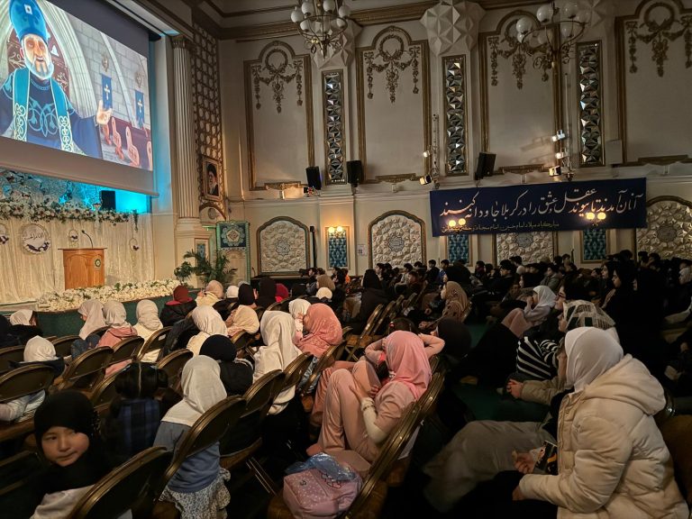 گزارش تصویری از مراسم جشن میلاد امام زمان (عج) ویژه نونهالان مدرسه تبیان – 2025